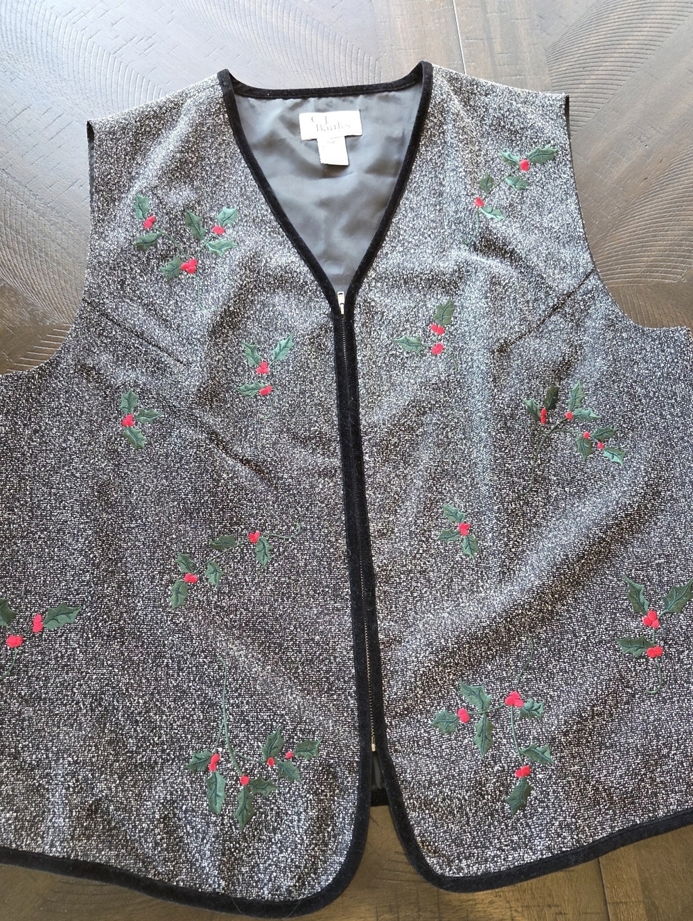 C.J. Banks Holly Berry Embroidered Holiday Vest Plus Size 18W Black Silver Zip - Picture 3 of 12
